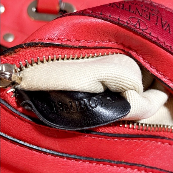 Authentic 💯 Valentino Rockstud Bag 💼 - Picture 3 of 17